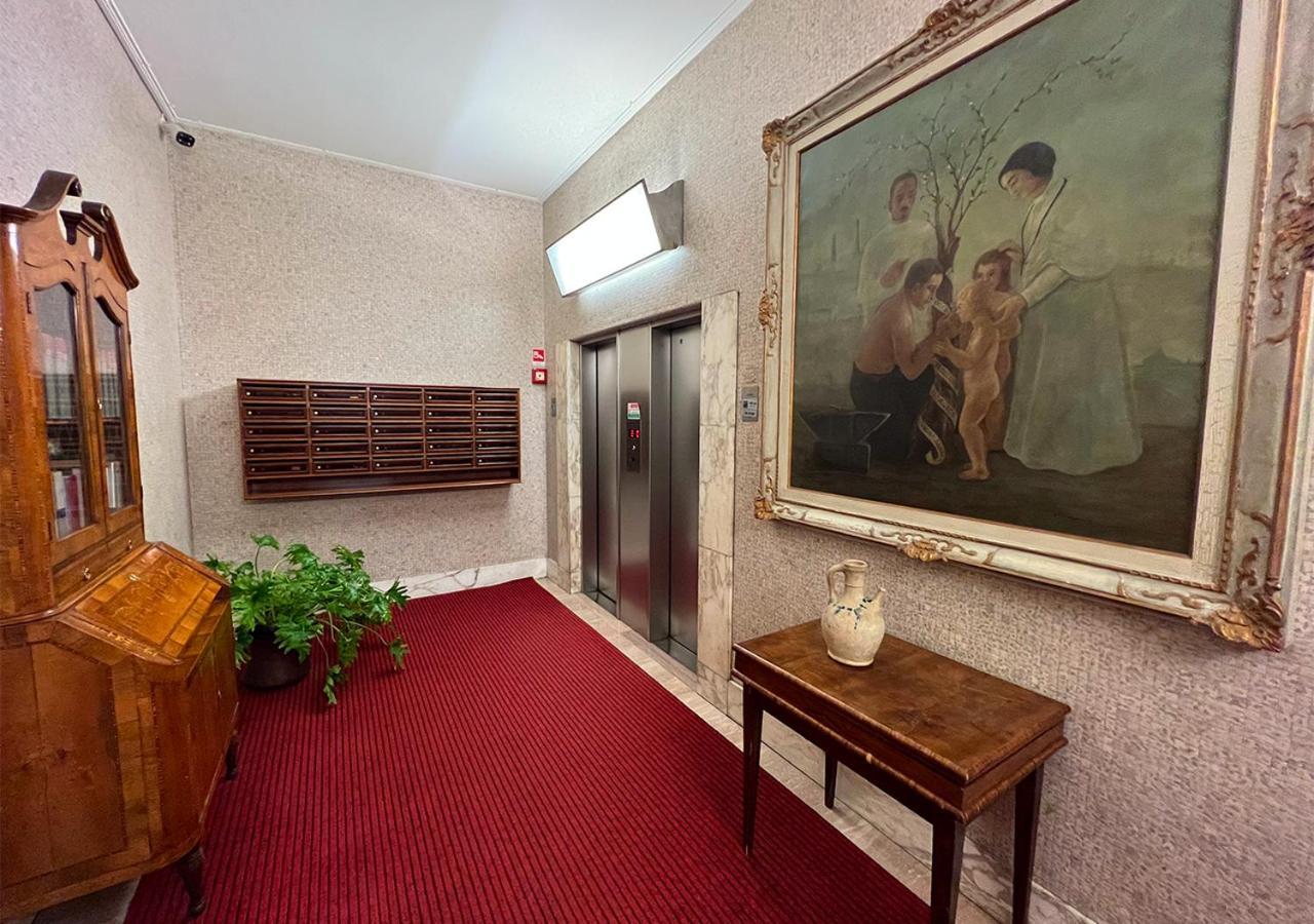 Ferienwohnung Cozy Duomo - Elegant & Quiet, 300M From Cathedral Mailand Exterior foto